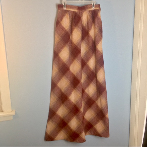 Vintage Dresses & Skirts - Vintage plaid woolen maxi skirt, maroon & cream
